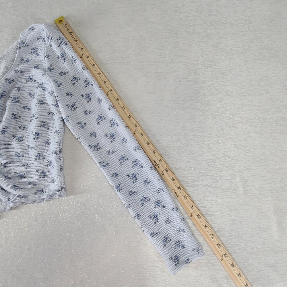 Hollister women's crop top baby blue floral Size Medium Cottagecore Fairy grunge - Picture 5 of 9